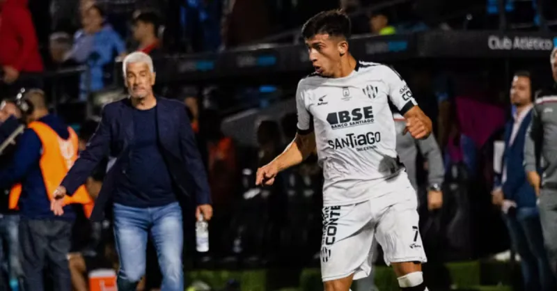 Bahia Acelera Negociação por Sanabria: Contrato Definitivo em Pauta