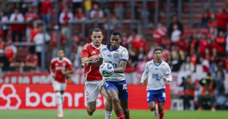 VAR em Xeque: Gol Anulado de Carbonero na Partida Bahia x Inter Gera Controvérsia