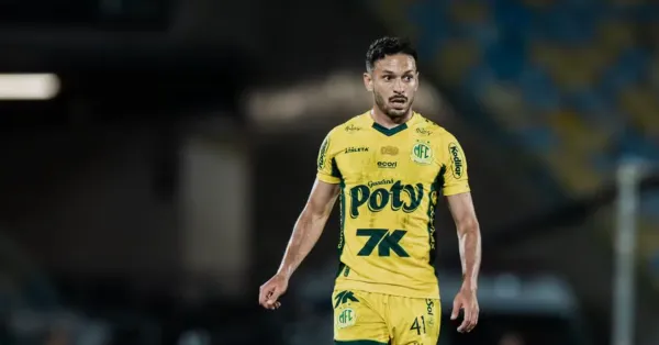 Sport avança por Yago Felipe: proposta formal enviada ao ex-meia do Bahia